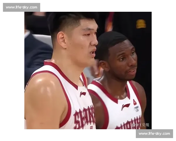 精彩对决揭幕战全程直播 专家解说带你领略篮球赛事的极致魅力
